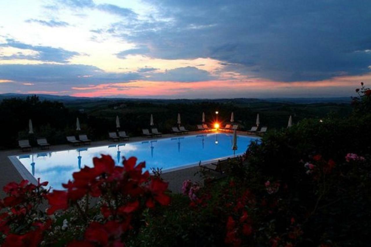 סן ג'ימיניאנו Castello Di Fulignano Ranuccio10 Superior Apartment מראה חיצוני תמונה
